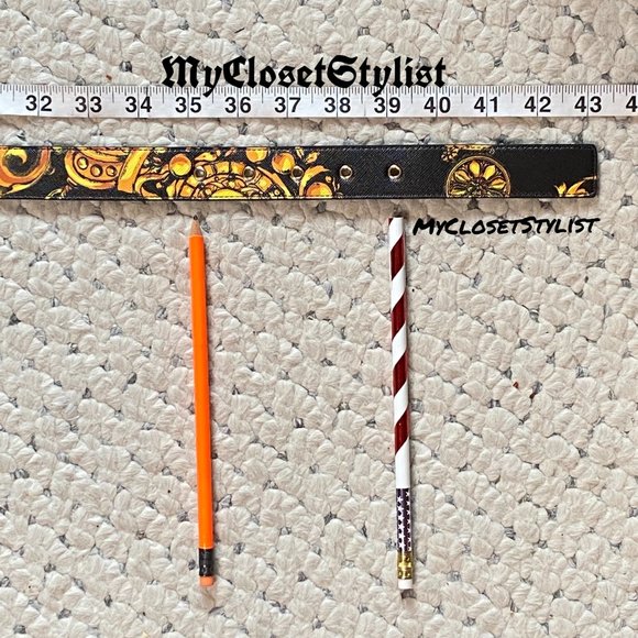 MENS VERSACE Gold Statement Leather Belt NWT Signature Pattern Italy 95 large 36 - Picture 4 of 5